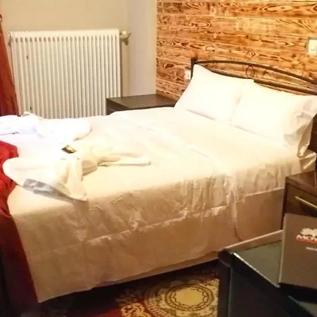 Hotel Mouria Sygkrotima