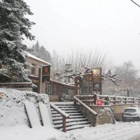 Mouria Sygkrotima Hotel *