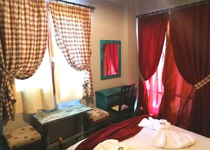 Mouria Sygkrotima Hotel Synikia Mesi Trikalon